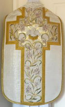 White Roman Vestment 9125